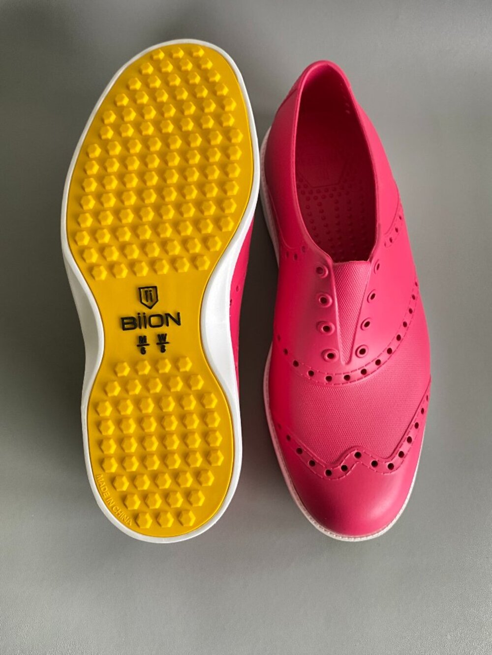 Biion Women's Oxfords Wingtips Golf Shoes Magenta/Fuchsia Pink Sz 8 NWOT